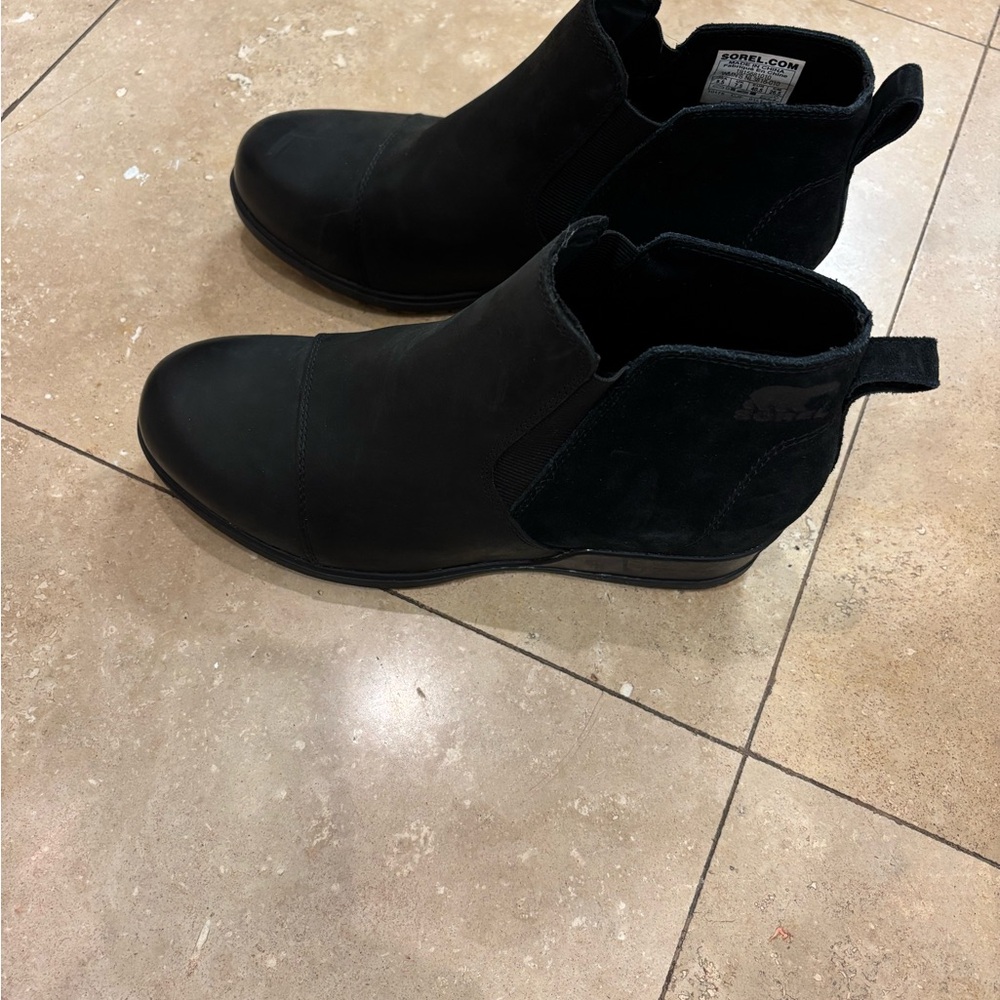 Sorel Classic Black Chelsea Boots